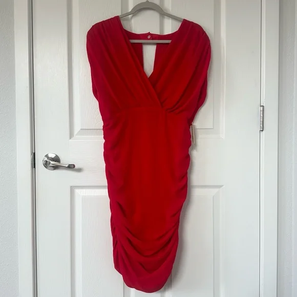 NEW Alice + Olivia Nanette Red Ruched Dress NWT - Picture 2 of 9